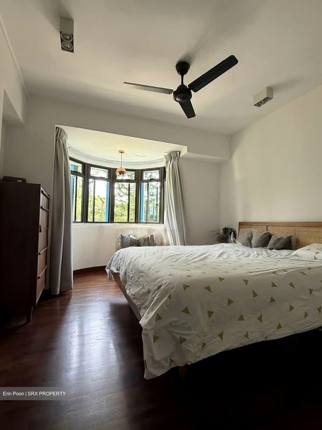 Blk 332 Tah Ching Road (Jurong West), HDB Executive #533894051